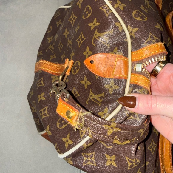 Louis Vutton Keepall Duffle - Picture 5 of 16